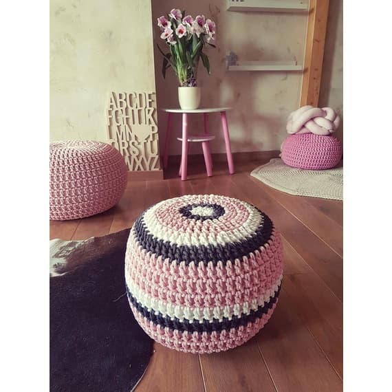 Puff Crochê Redondo 30 X 30 Sala Estar E Quarto Decoração