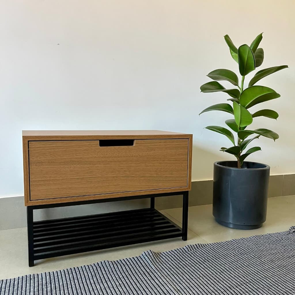 Banco sapateira calçadeira sapatos recamier balcão com porta aparador mesinha lateral criado mudo