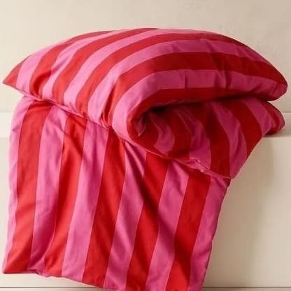Edredom Listrado Vermelho com Rosa - Edredom Listrado Estiloso - Edredom Fofo