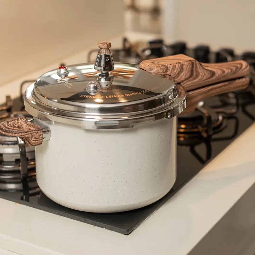 Panela De Pressão Revestimento Cerâmico 4,2l Quality House Bege