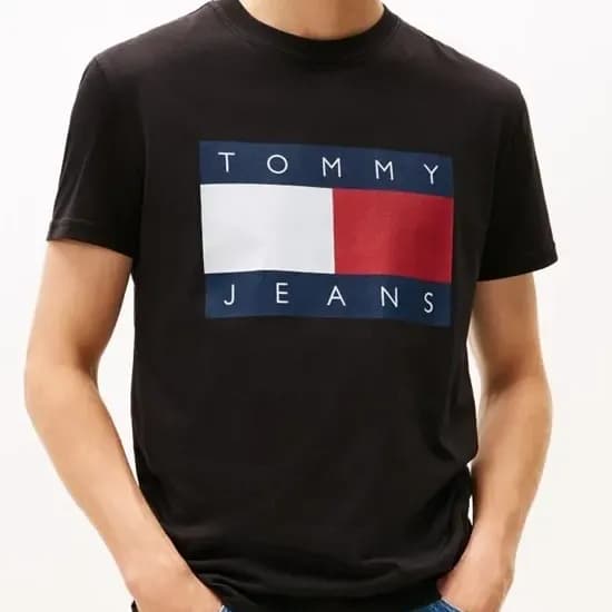 Camiseta Tommy Jeans Masculina Abdm0dm22645 Black Bandeira Tommy Jeans Em Silk M Silk Logo Tommy Jeans