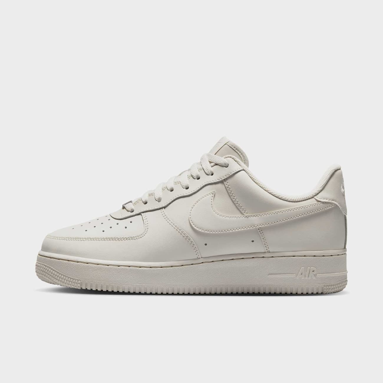 Tênis Nike Air Force 1 '07 Masculino