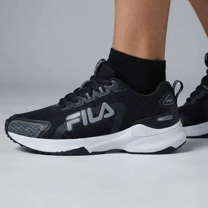 Tênis Fila Academia Treino Caminhada Macio Moda Full Novo Preto Branco 40 Br
