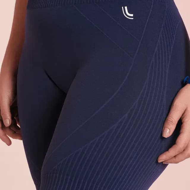 Bermuda Shorts Legging Compressão Anti Assadura Esporte