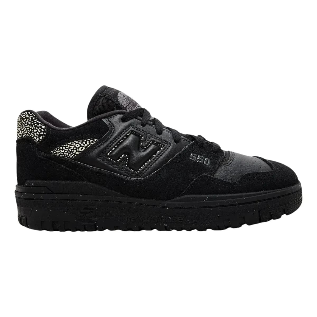 Tênis New Balance 550 Feminino Casual Original Retro Preto/bege Liso 37,0 Br