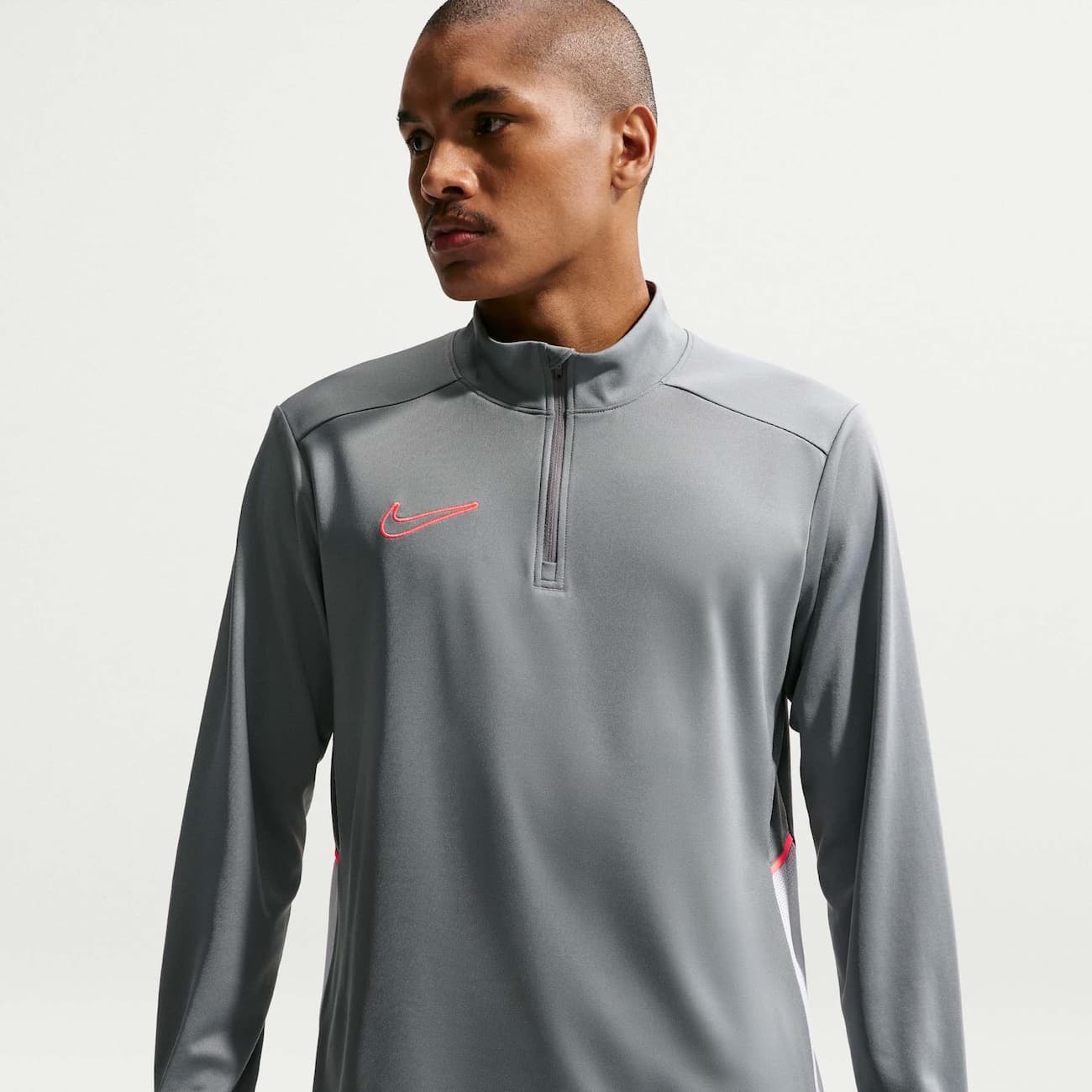 Camiseta Dri-FIT Manga Longa Nike Academy Masculina