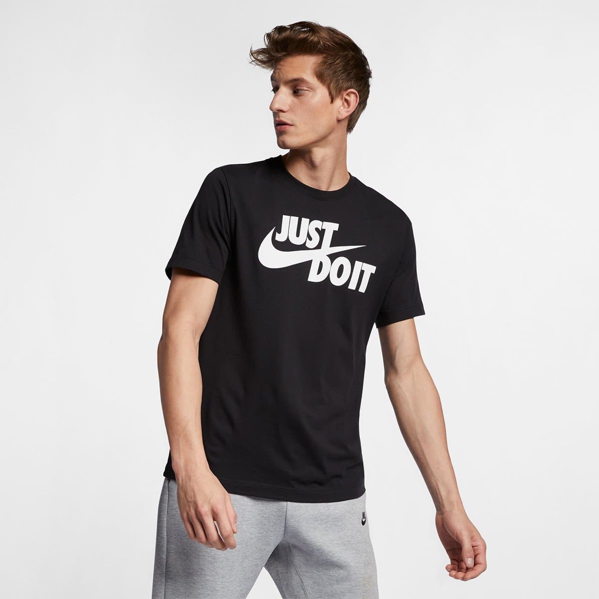 Camiseta Nike Estampa Just Do It Swoosh Masculina Preto branco